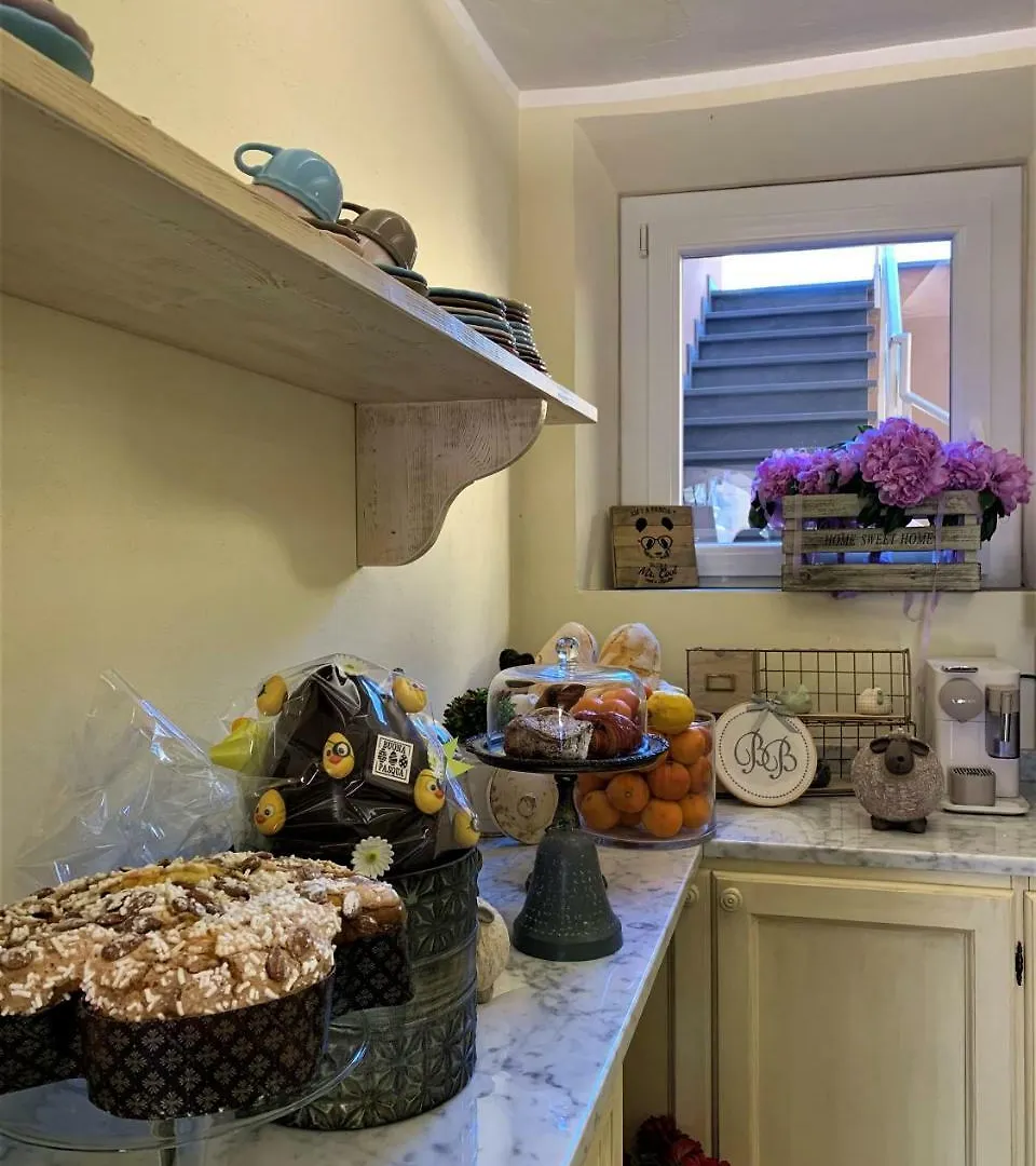 B&B Alvino Bientina Bed & Breakfast